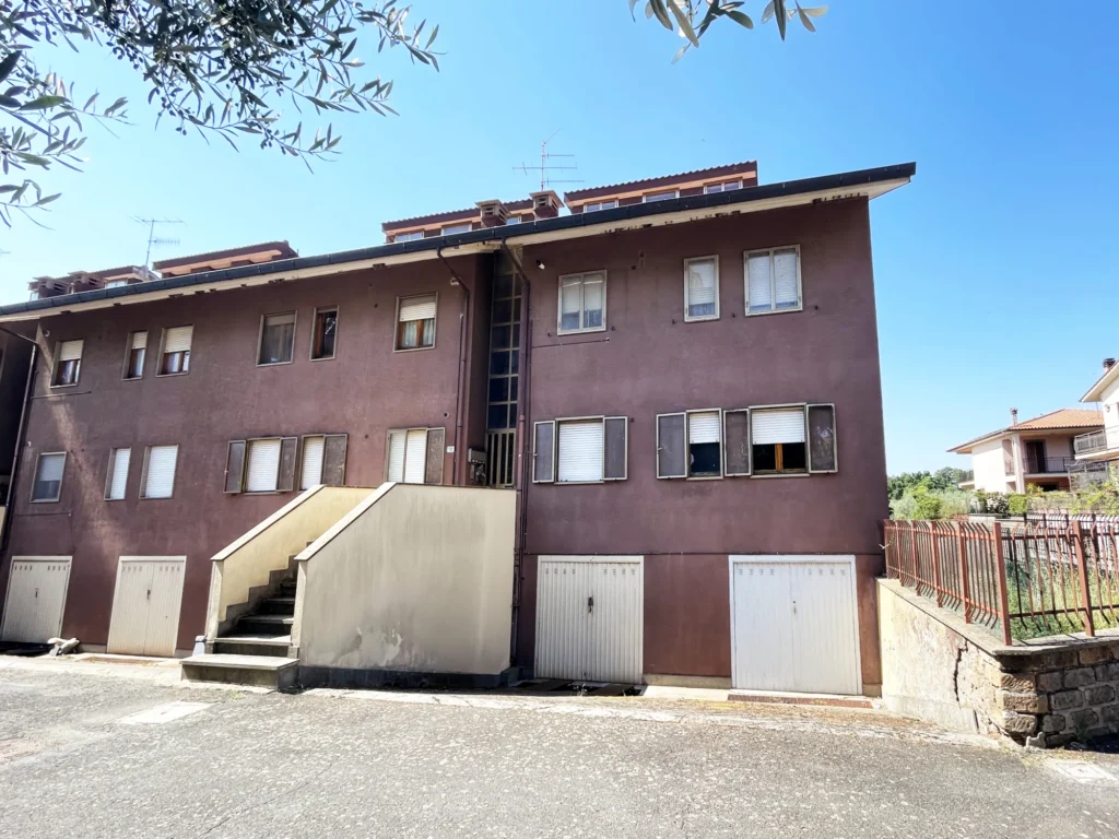 Case in vendita a Cura di Vetralla - Facciata del Palazzo